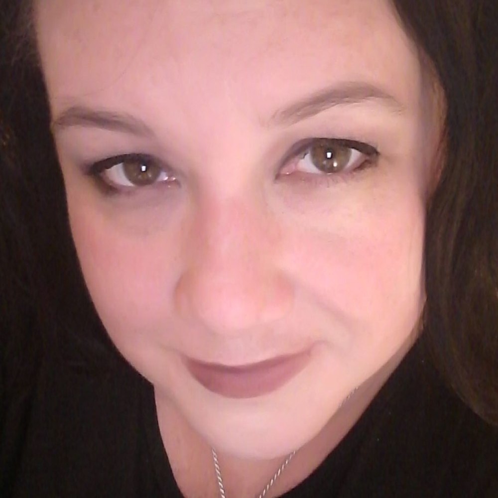 Meet your Posher, Tina